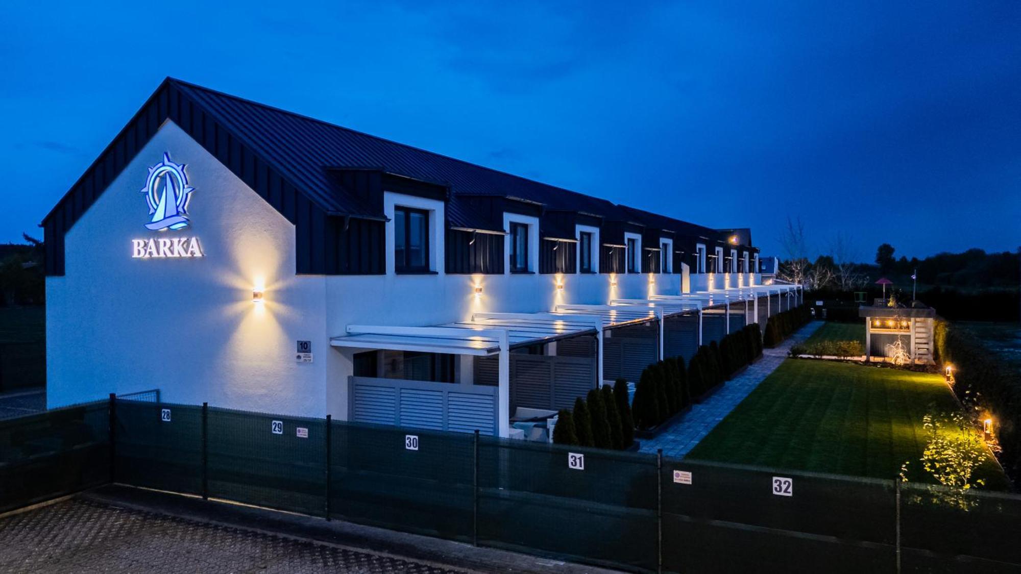 Barka - Apartamenty Premium Oraz Pokoje Blisko Plazy 카르비아 외부 사진